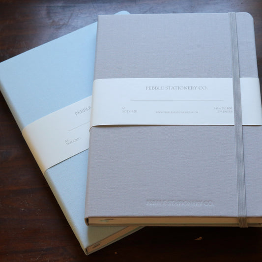A5 Dotted Cosmo Air Light Linen Hardcover Notebook