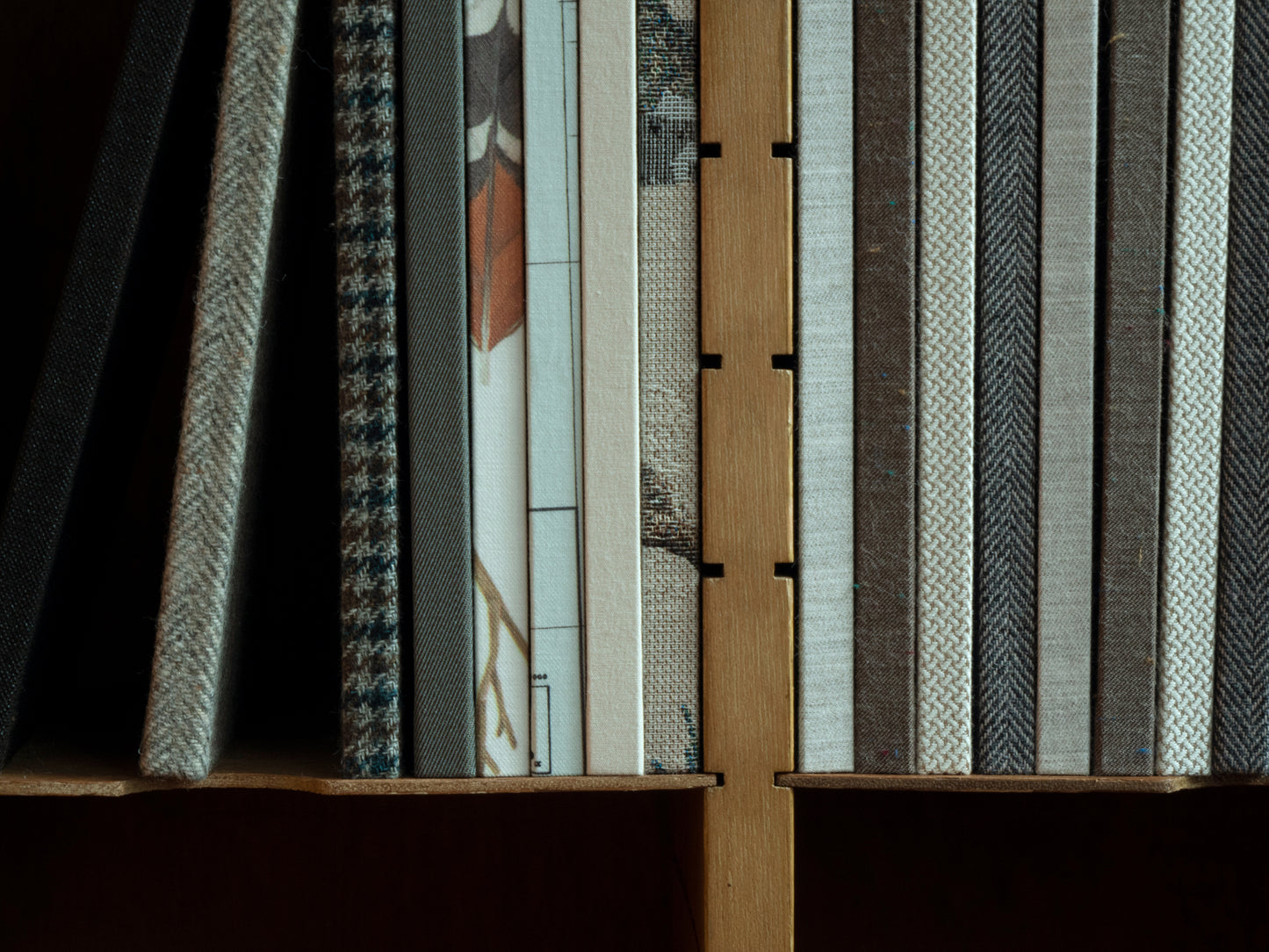 A5 Square Grid Linen Hardcover Notebook - Banshu-ori