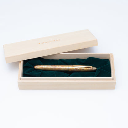 Tranquil Flow of Time Urushi Fountain Pen