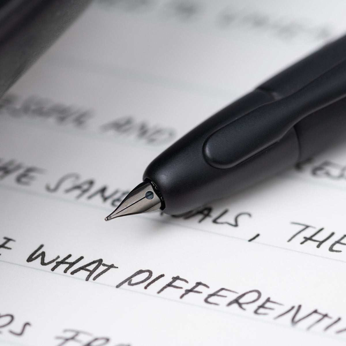 Capless Vanishing Point Matte Black Fountain Pen