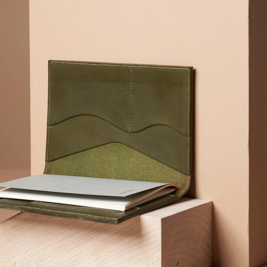 Le Portfolio Leather Journal