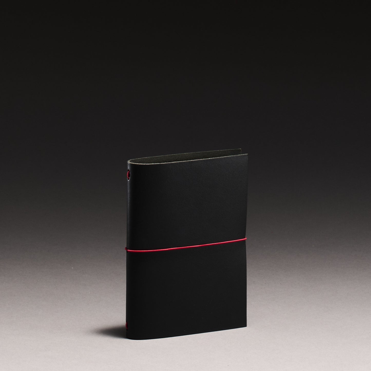 Grand Voyageur Leather Journal