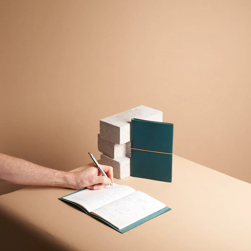 Grand Voyageur Leather Journal